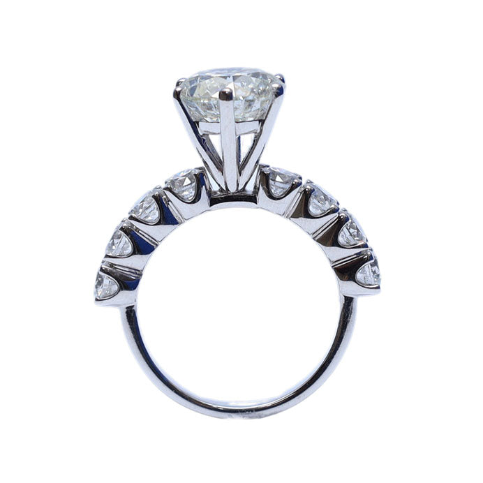 SOLITAIRE DIAMOND RING